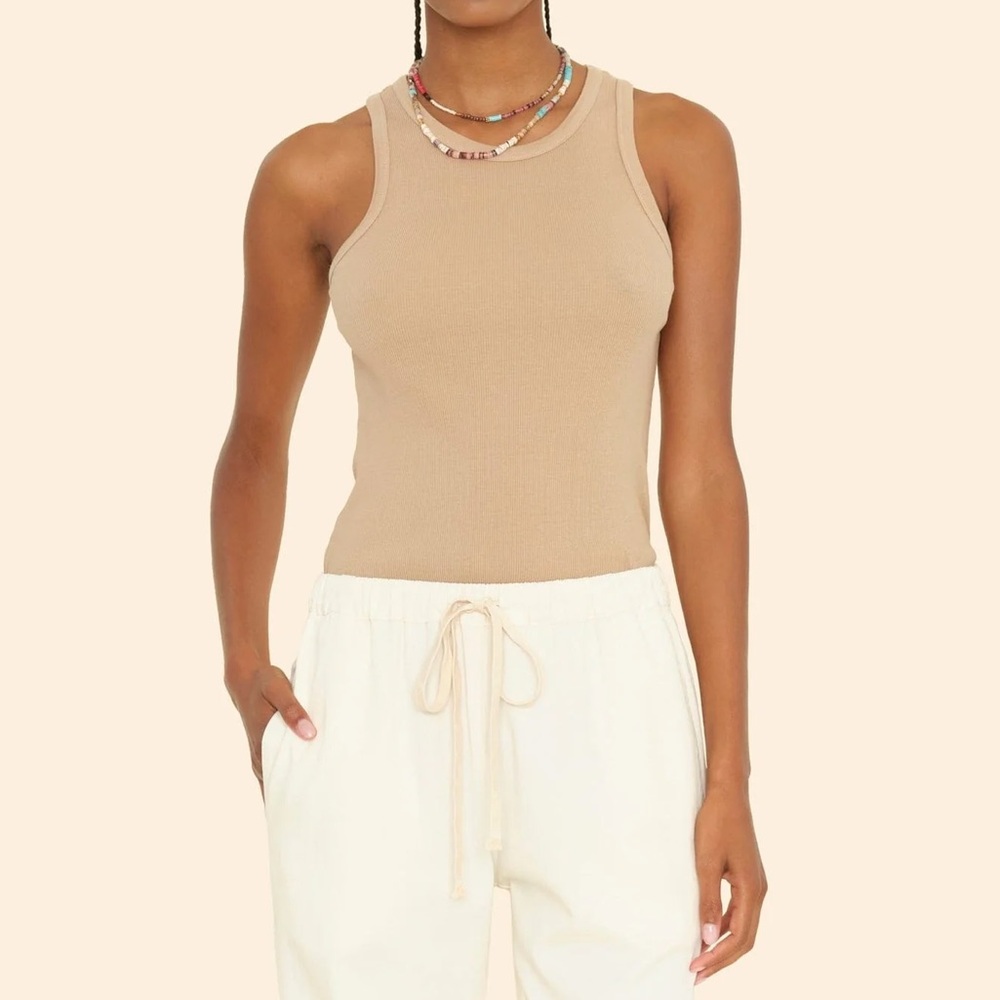 XiRENA Tan Ribbed Tank Top